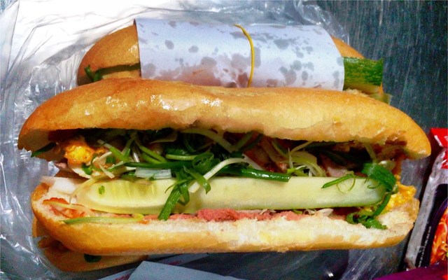 Bánh Mì Hương Móm - Đà Nẵng