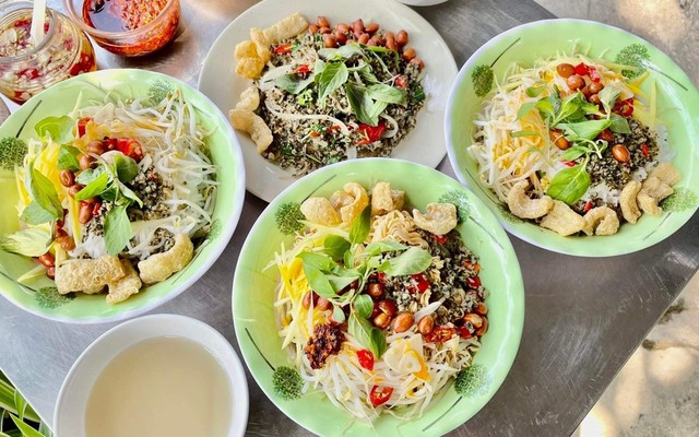 Quán Hiền - Đặc Sản Cơm Hến - Huế