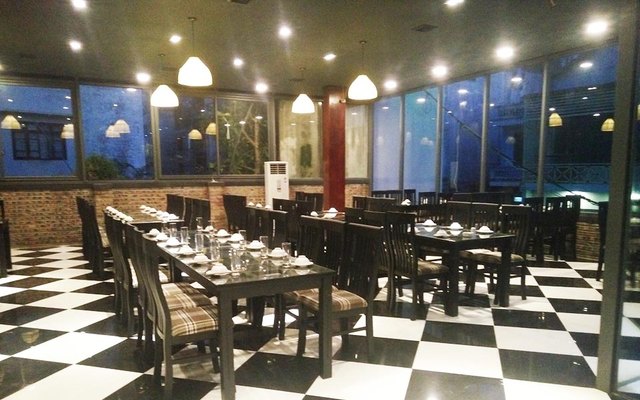 Phố Xưa - Đặc Sản Rừng, Hải Sản & Cá Sông