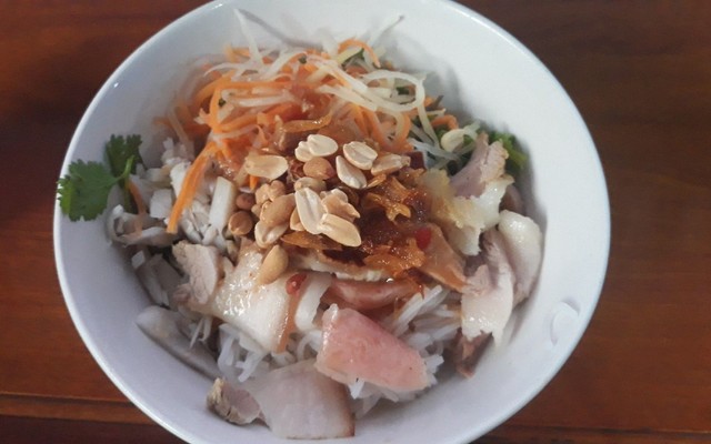 Hà - Bún Mắm