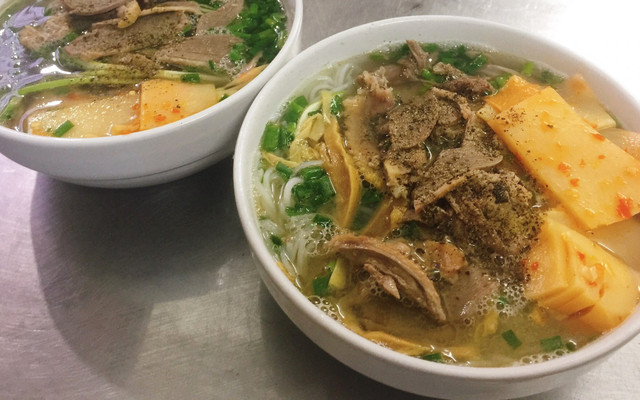 Mỳ Chua Cay - Bún Ngan Cô Tuyết