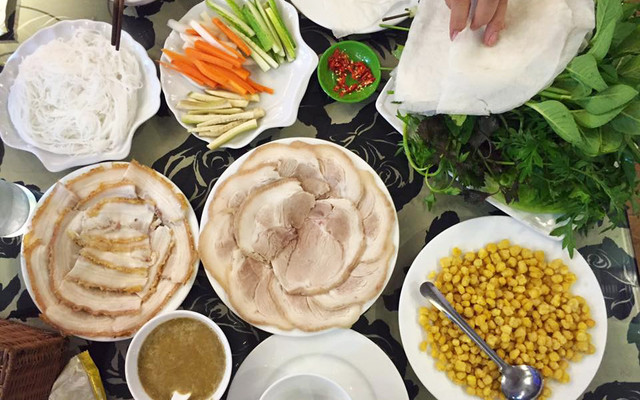 Út Giang - Lẩu & Bánh Tráng Trảng Bàng