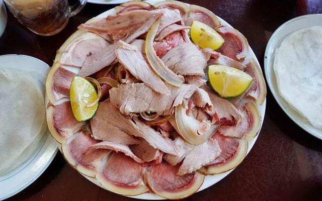 Út Hạnh - Bê Thui & Bún Bê - Hồ Tùng Mậu