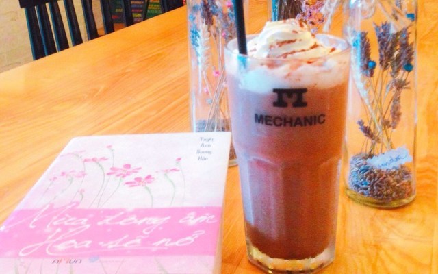 Mechanic - Juice & Smoothie