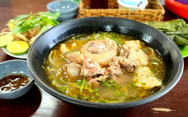 Bún Bắp Bò - Chợ Bàu Cát