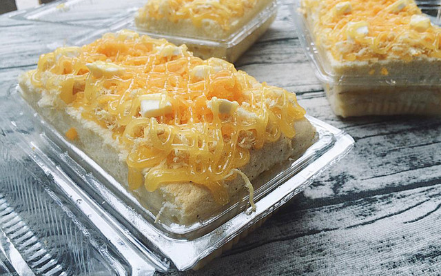 A Tỷ - Lò Bánh Bông Lan Trứng Muối