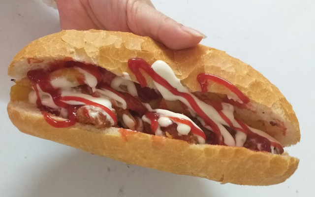 Bánh Mì Nem Khoai & Khoai Lang Lắc - Kim Mã Thượng