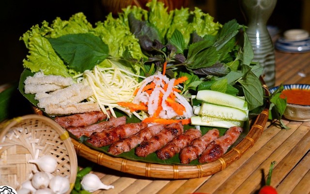 Quán Của Má - Nem Nướng Nha Trang - Hoàng Sa