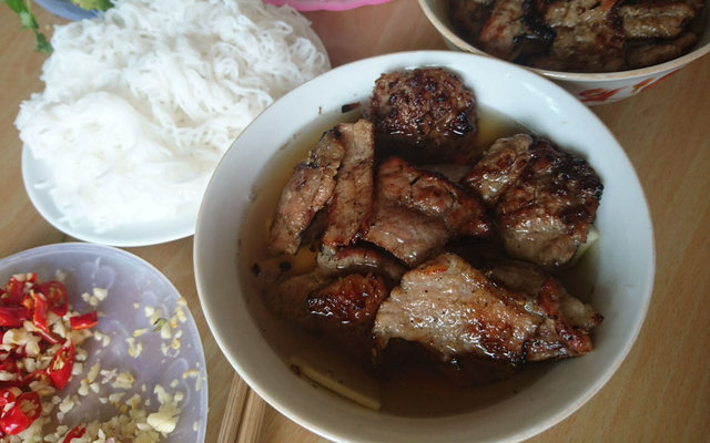 Tý Béo - Bún Chả & Bún Nem