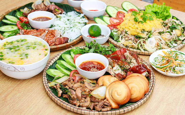 Tiệm Ăn Mẫn Đạt - Trần Bình Trọng