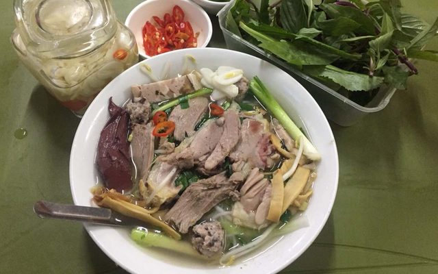 Bánh Đa, Bún & Miến Ngan Bà Thảo - Tôn Đức Thắng