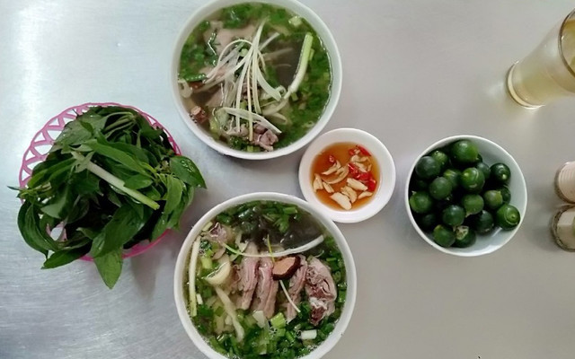 Tùng Bách - Bún Ngan & Miến Trộn Ngan Chặt