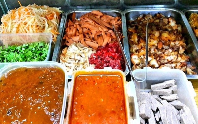 Ngọc Linh - Xôi & Bánh Mì