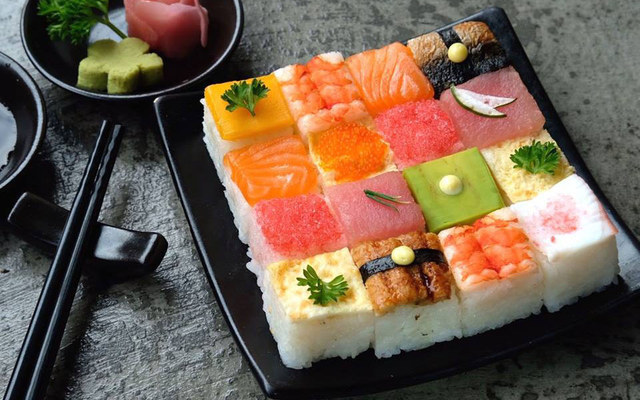 Fresh Sushi - Xuân Diệu
