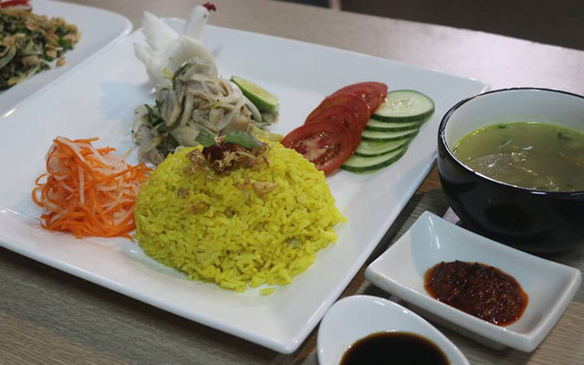 Thảo Tùng Quán - Cơm Gà Cháy Tỏi