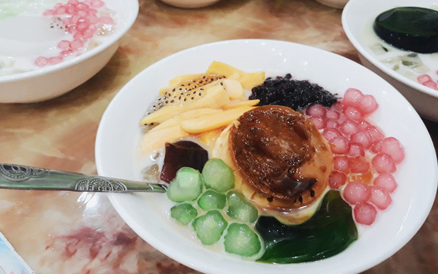 Quán Chè Ngọc Thạch Hoa Phượng