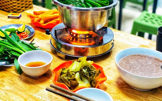 Hợp Lý 2 - Cháo Lòng & Lòng Nướng