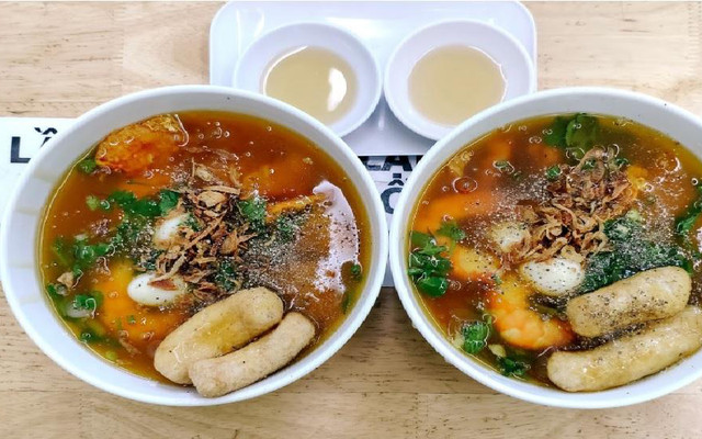 Dì Bình - Bánh Canh Cua - Xóm Chiếu