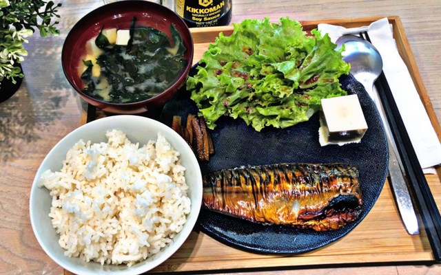 Social House - Cafe & Món Nhật