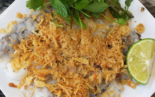 Thanh Vân - Bánh Cuốn Gia Truyền - Quán Thánh