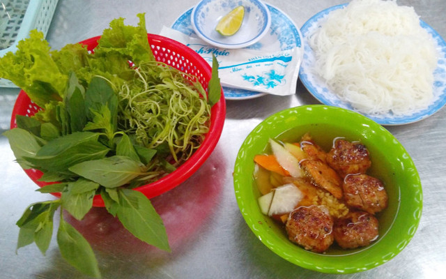 Song Hỷ - Bún Chả Hà Nội Gia Truyền