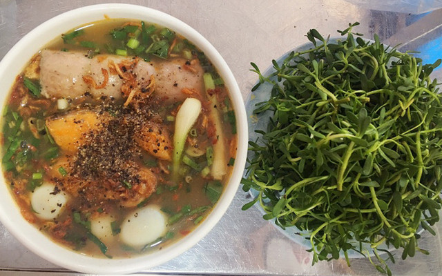 Gia Huy - Bánh Canh Cá Lóc - Quang Trung