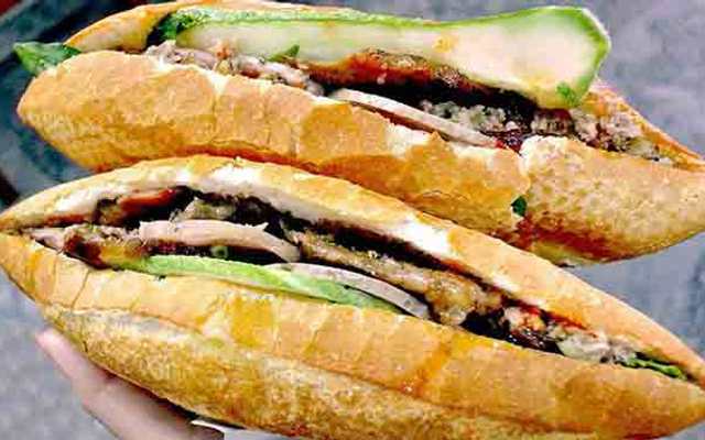 Toàn Tú - Bánh Mì Phố Cổ
