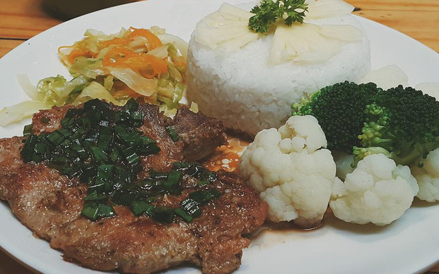 Hoàng Anh - Cơm Sườn Nam Bộ &  Bún Thịt Nướng - Tô Hiến Thành