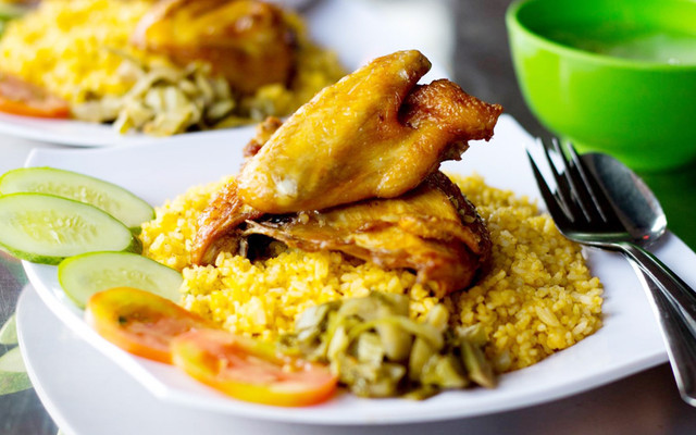 Duy Linh 1 - Cơm Gà Xối Mỡ