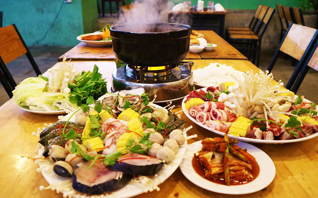 7 Hên Restaurant - Ẩm Thực Hong Kong