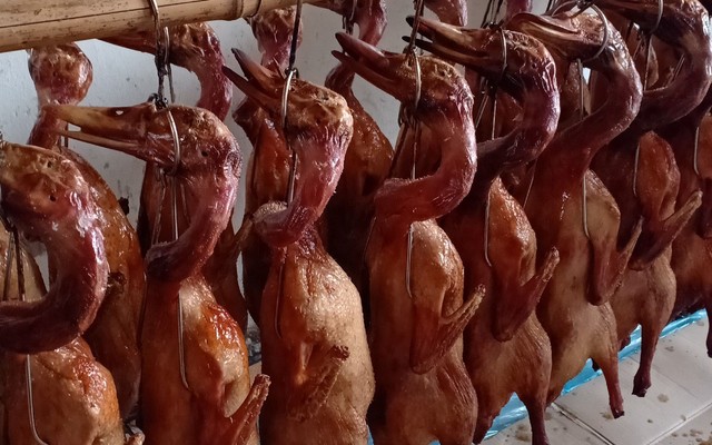 Thắng - Bún Bò Huế & Gà Vịt Các Món