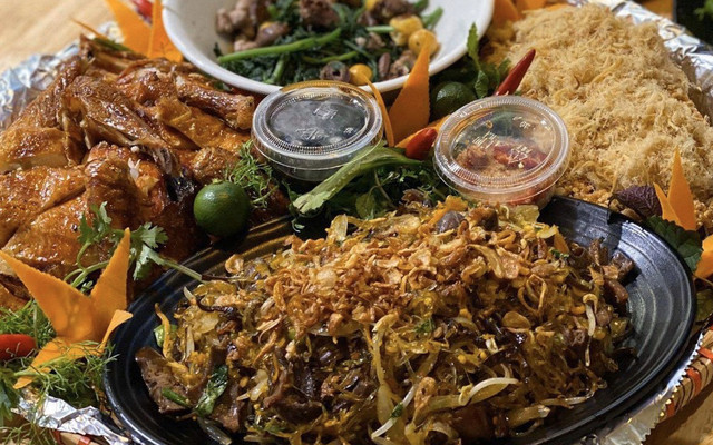 Phố Hàng Quà - Lẩu Việt & Gà Nướng Lu