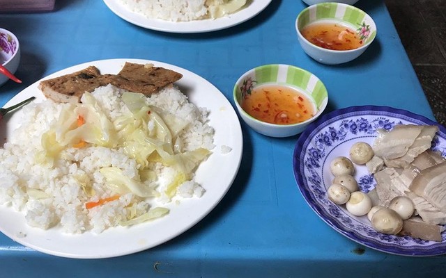 Xà Lách - Cơm Văn Phòng