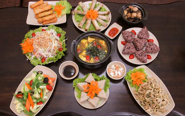 Cơm Chay Linh Đàm