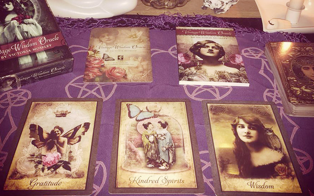 Tarocchi - Trà Sữa & Bói Bài