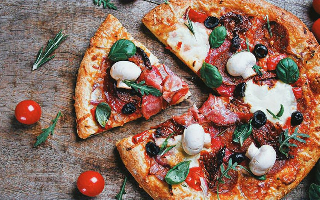 Sồi Đỏ - Pizza & Pasta - Phó Đức Chính