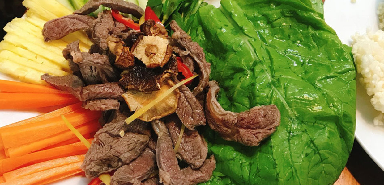 MÂM LẨU DÊ THƠM NGON BỐC KHÓI HẤP DẪN TRONG KHÔNG GIAN ẤM CÚNG
