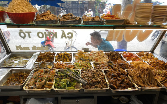 Quán Cơm Miền Tây - Nguyễn Hồng Đào