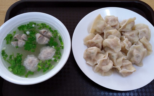 Sủi Cảo Lục Hợp