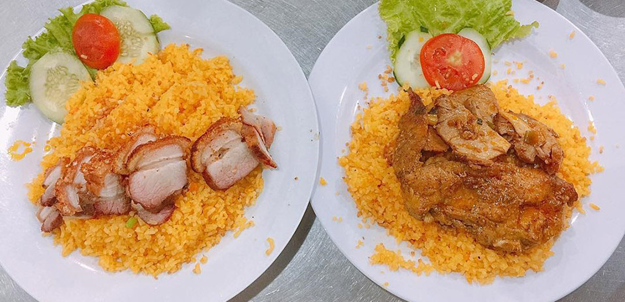 Cơm chiên Long Bốn với nước sốt đặc trưng