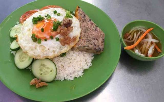 Gia Đình Nhỏ - Cơm Trưa Văn Phòng - Lê Văn Lương