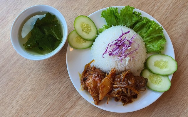 Cơm Tấm 261 - Dương Đình Hội