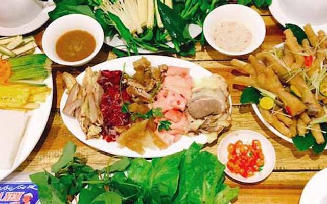 Nhất Lộc - Chân Gà Sả Ớt & Lẩu Bò