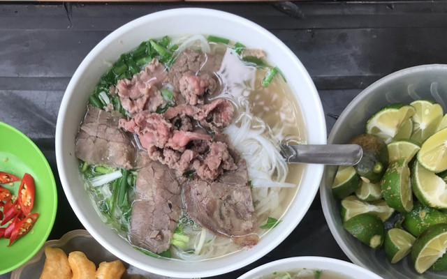 Thức E2 - Phở Bò & Bún Bò