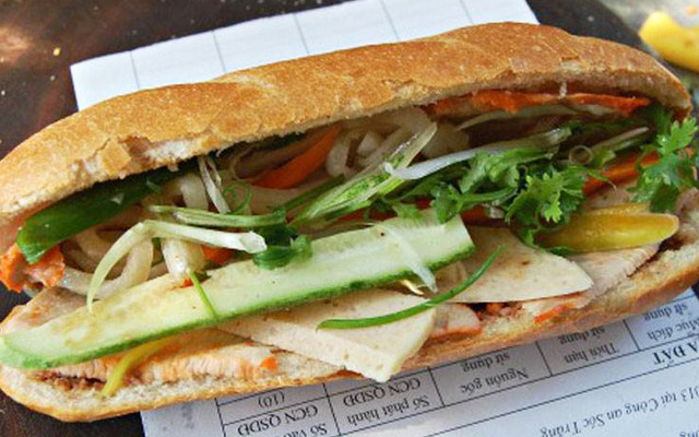 Bánh Mì Cô Lan - Bánh Mì, Bánh Bao & Trà Sữa