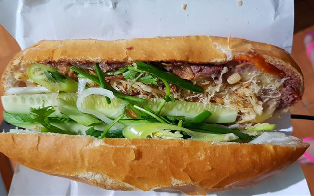 Bánh Mì Phố Cổ - Thành Công