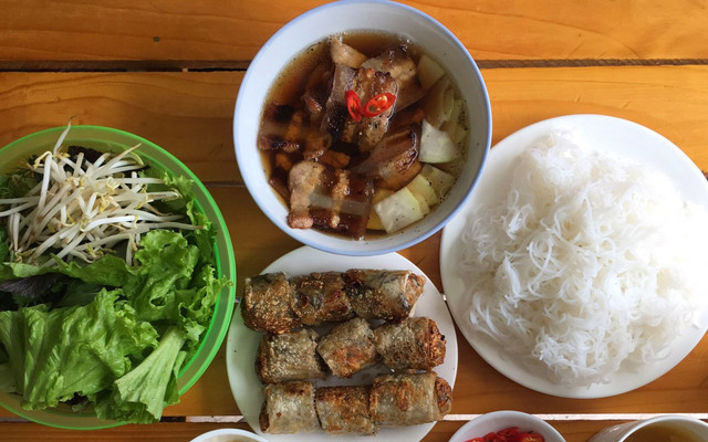 Cô Yến - Bún Chả & Nem