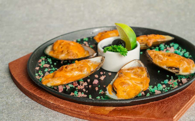 Póc - Nướng & Bia