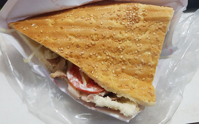 Bin Bin - Bánh Mì Thổ Nhĩ Kỳ - Nguyễn Thái Sơn