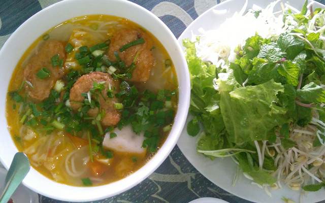 Ông Tạ - Ẩm Thực Địa Phương